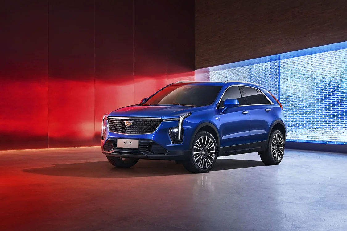 新款凯迪拉克XT4上市 智能交互升级/全款一口价15.99万元起
